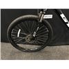 Image 9 : BLACK AGGRESSOR COMP 21 SPEED GT FRONT SUSPENSION MOUNTAIN BIKE WITH FRONT AND REAR DISC BRAKES, XL