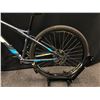 Image 8 : BLUE AND GREEN GT AGGRESSOR COMP 21 SPEED FRONT SUSPENSION MOUNTAIN BIKE WITH FRONT AND REAR DISC