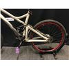 Image 8 : BROWN GIANT REIGN0 27 SPEED FULL SUSPENSION MOUNTAIN BIKE WITH FRONT AND REAR HYDRAULIC DISC