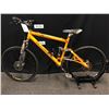 Image 8 : ORANGE ROCKY MOUNTAIN ETX X-50 18 SPEED FULL SUSPENSION MOUNTAIN BIKE WITH FRONT AND REAR HYDRAULIC