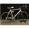 Image 1 : GREY SCOTT SPEEDSTER 20 SPEED ROAD BIKE, XL FRAME SIZE, FRONT DERAILLEUR NEEDS REPAIR, CLIP PEDALS