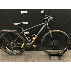 GREY AND ORANGE MARIN BOBCAT TRAIL 20 SPEED FRONT SUSPENSION MOUNTAIN BIKE WITH FRONT AND REAR