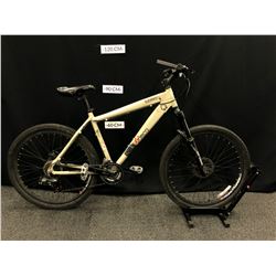 BROWN NORCO KATMANDU 21 SPEED FRONT SUSPENSION MOUNTAIN BIKE WITH FRONT AND REAR DISC BRAKES, 18.5 