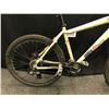 Image 2 : BROWN NORCO KATMANDU 21 SPEED FRONT SUSPENSION MOUNTAIN BIKE WITH FRONT AND REAR DISC BRAKES, 18.5"