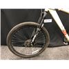 Image 9 : BROWN NORCO KATMANDU 21 SPEED FRONT SUSPENSION MOUNTAIN BIKE WITH FRONT AND REAR DISC BRAKES, 18.5"