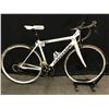 Image 1 : WHITE CANNONDALE EVO 22 SPEED ROAD BIKE