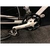 Image 3 : WHITE AND BLACK OPUS SEKHMET 20 SPEED ROAD BIKE WITH FRONT AND REAR DISC BRAKES, SECONDARY BRAKE