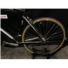 Image 10 : BLACK GT SERIES 3.0 18 SPEED ROAD BIKE, FRONT WHEEL AND BRAKE NEED REPAIR/MAINTENANCE