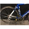 Image 2 : BLUE AND WHITE CERVELO SOLOIST 20 SPEED ROAD BIKE, 56 CM FRAME SIZE