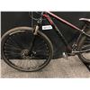 Image 8 : BLACK KONA SPLICE 24 SPEED FRONT SUSPENSION MOUNTAIN BIKE WITH FRONT AND REAR DISC BRAKES