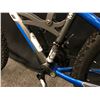 Image 9 : BLUE AND GREY AVIGO MOUNTAIN RIDGE 18 SPEED FULL SUSPENSION MOUNTAIN BIKE WITH FRONT AND REAR DISC