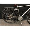 Image 2 : GREY KONA JAKE CX 30 SPEED ROAD BIKE WITH FRONT AND REAR DISC BRAKES, CLIP PEDALS, 53 CM FRAME SIZE