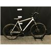 Image 1 : GREY ROCKY MOUNTAIN SOUL 24 SPEED FRONT SUSPENSION MOUNTAIN BIKE WITH FRONT AND REAR DISC BRAKES,