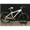 Image 1 : WHITE BRODIE HOLESHOT 19 SPEED FRONT SUSPENSION BIKE WITH FRONT AND REAR HYDRAULIC DISC BRAKES, 16"