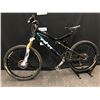 Image 8 : BLACK YETI ASR 5 9 SPEED FULL SUSPENSION MOUNTAIN BIKE WITH FRONT AND REAR HYDRAULIC DISC BRAKES, 3