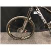 Image 8 : BLACK CANNONDALE CHASE 16 SPEED FRONT SUSPENSION MOUNTAIN BIKE WITH FRONT AND REAR DISC BRAKES,