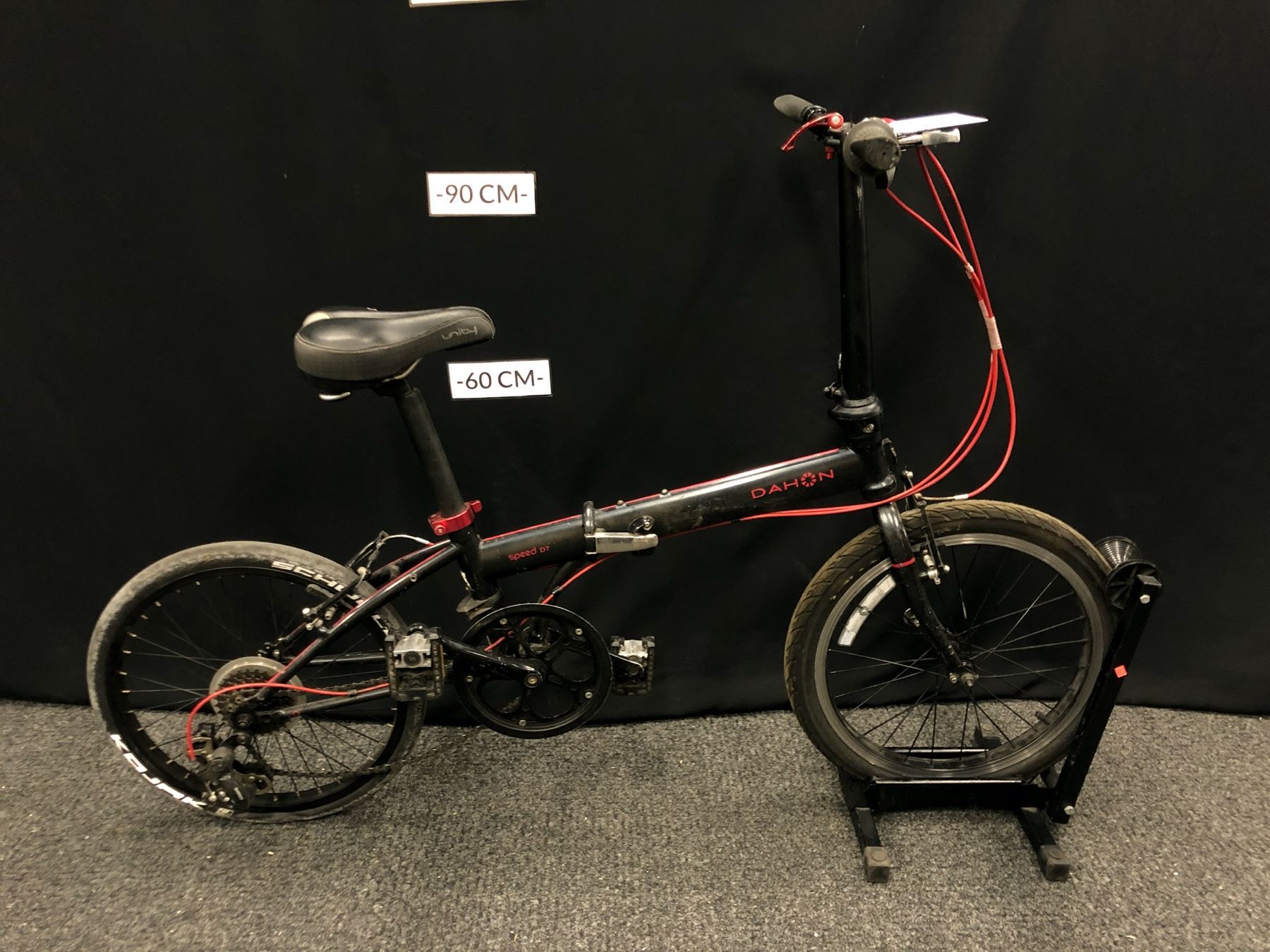 BLACK DAHON SPEED D7 7 SPEED FOLDING BIKE black-dahon-speed-d7-7-speed-folding-bike