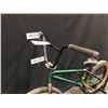 Image 8 : GREEN GT BMX BIKE