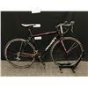 Image 1 : RED AND BLACK DEVINCI SILVERSTONE 18 SPEED ROAD BIKE, WITH CLIP PEDALS, MEDIUM FRAME SIZE