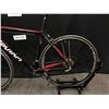 Image 8 : RED AND BLACK DEVINCI SILVERSTONE 18 SPEED ROAD BIKE, WITH CLIP PEDALS, MEDIUM FRAME SIZE