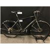 Image 1 : BLACK MARIN FAIRFAX 18 SPEED TRAIL BIKE WITH FRONT AND REAR HYDRAULIC DISC BRAKES