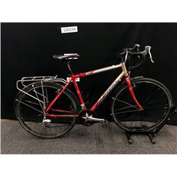 RED AND BROWN DEVINCI DESTINATION 27 SPEED ROAD BIKE