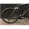 Image 2 : BLACK CANNONDALE 27 SPEED HYBRID ROAD BIKE WITH FRONT AND REAR HYDRAULIC DISC BRAKES AND ONE SIDED