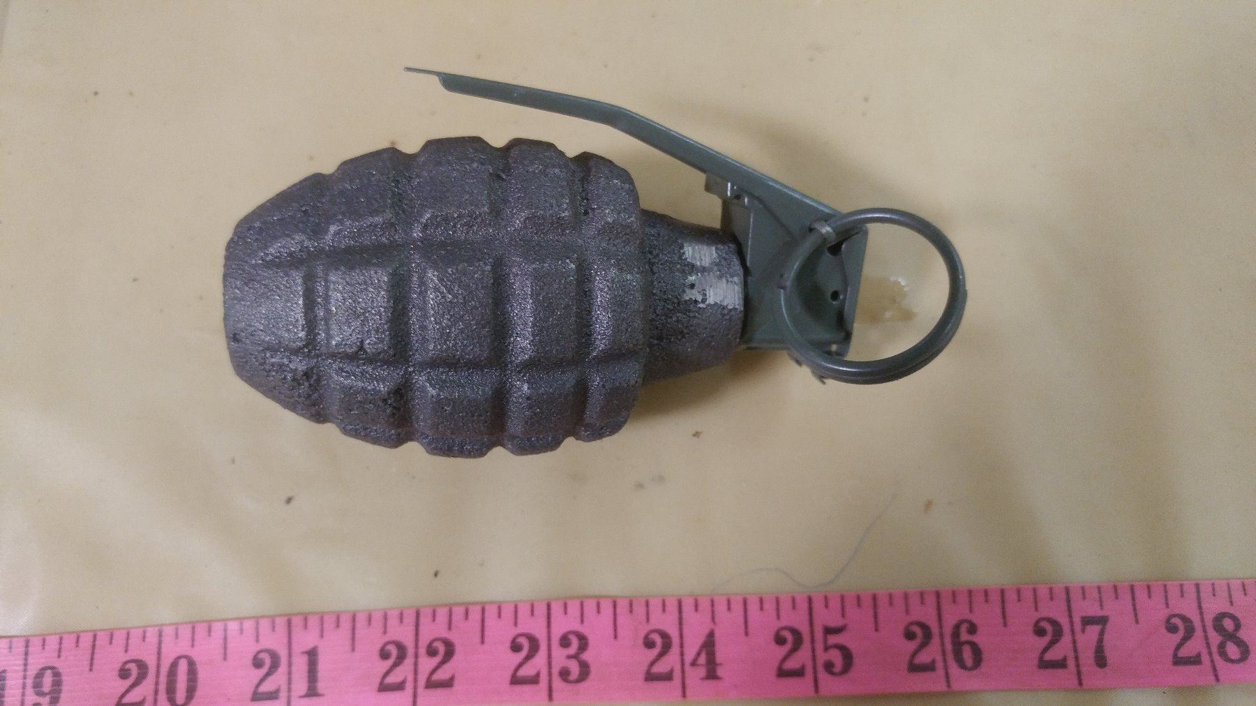 PINEAPPLE GRENADE (FOR DISPLAY)