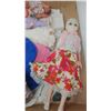 Image 4 : LOT OF ASSORTED DOLLS