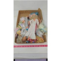 LOT OF ASSORTED DOLLS