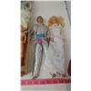 Image 4 : LOT OF ASSORTED DOLLS