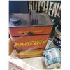 Image 3 : LOT OF OIL TINS IN BOX (MOLINE, B/A, PRESTONE)