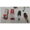Image 2 : SKELETON KEYS, SPARK PLUGS & SPARK PLUG BOXES