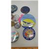 Image 2 : LOT OF PINBACK BUTTONS