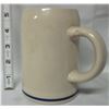 Image 3 : .5L Lowenbrau Munchen stoneware/ceramic beer stein