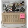 Image 3 : lot of assorted vintage buttons & plastic sewing basket