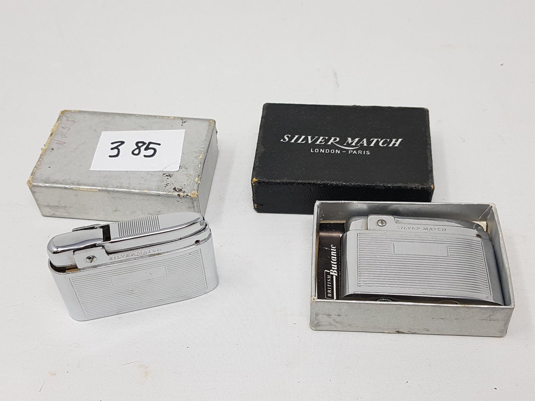 NOS VINTAGE SILVER MATCH LIGHTER (MADE IN ENGLAND)