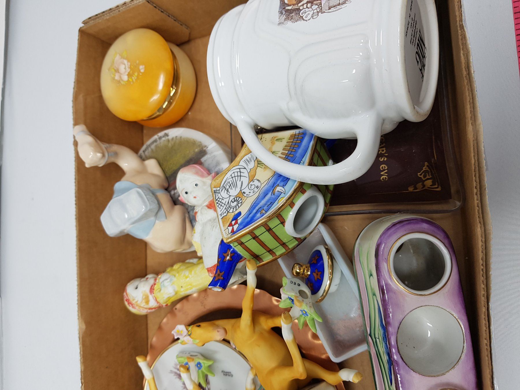 LOT OF ASSORTED ITEMS