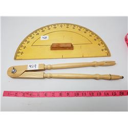 TEACHERS WOODEN PROTRACTOR/COMPASS (VINTAGE)