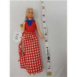 VINTAGE 1976 GROWN UP SKIPPER DOLL (HAIR STILL IN PLASTIC)