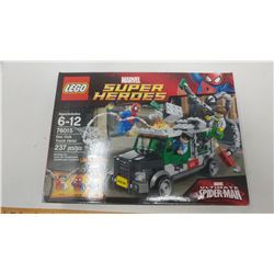 2014 LEGO MARVEL SUPER HEROS DOC OCK TRUCK HEIST #76015 (NEW IN UPOPENED BOX)