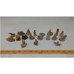 19 RED ROSE TEA FIGURINES