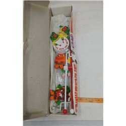 1975 YOUNG DESIGNS THE NEW ZOO REVUE HAND PAINTED MUSICAL MOBILE