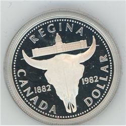 1982 CANADIAN MINT SILVER DOLLAR IN CASE