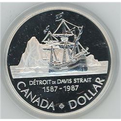 1987 CANADIAN MINT SILVER DOLLAR IN CASE