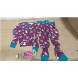 SIZE SMALL THERMAL PJ SET AND PAIR OF SOCKS