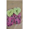 Image 5 : LARGE PJ SET AND PAIR OF SLIPPERS