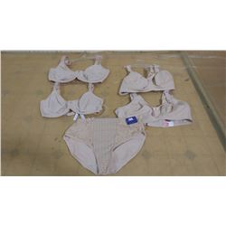 LOT OF FOUR BRAS AND ONE PAIR OF UNDERWEAR (SIZES ON BRA TAGS NOT CANADIAN)