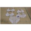 Image 1 : LOT OF FOUR BRAS AND ONE PAIR OF UNDERWEAR (SIZES ON BRA TAGS NOT CANADIAN)