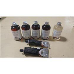 LOT OF ASSORTED BODY WASHES AND LOTION